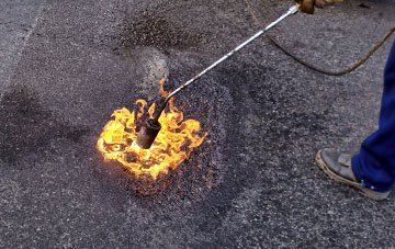 Bickershaw flat roofing repairs